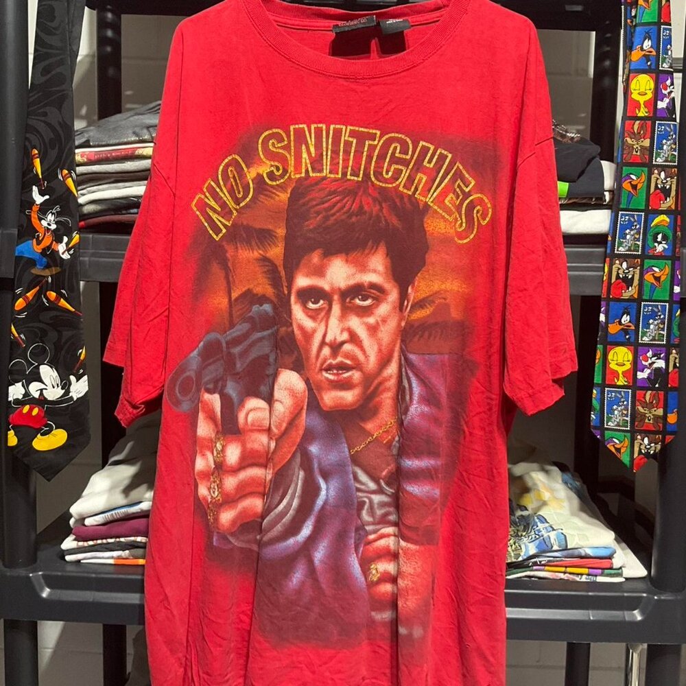 Vintage Y2K Scarface No Snitches red graphic tee